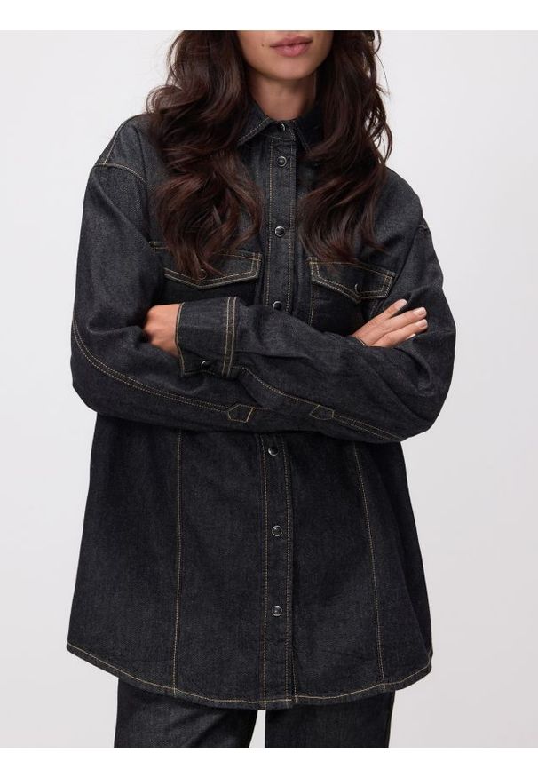 Reserved - Jeansowa koszula oversize - szary. Kolor: szary. Materiał: jeans