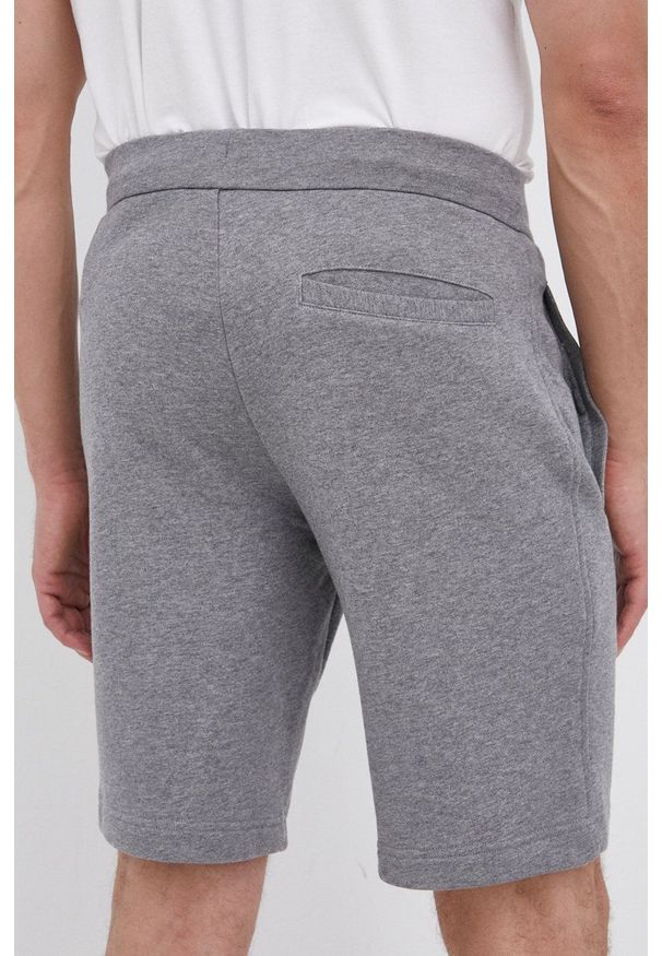 Armani Exchange Szorty męskie kolor szary. Okazja: na co dzień. Kolor: szary. Materiał: dzianina. Wzór: nadruk. Styl: casual