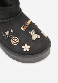 Born2be - Czarne Śniegowce z Metalicznymi Aplikacjami 3D i Cyrkoniami Aheline. Okazja: na co dzień. Kolor: czarny. Materiał: jeans. Wzór: aplikacja. Styl: casual #2