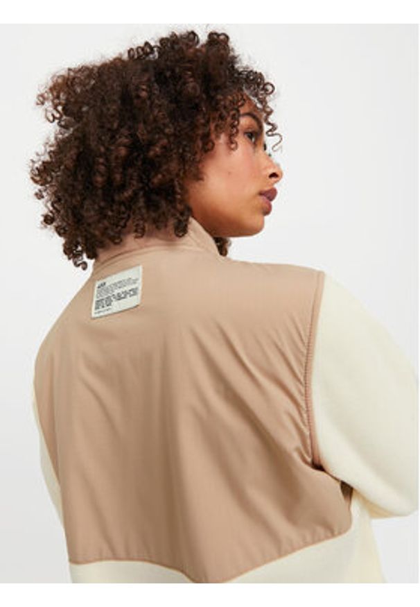 JJXX Polar Avery 12248651 Écru Regular Fit. Materiał: syntetyk