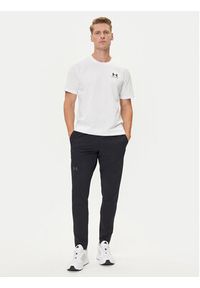 Under Armour T-Shirt Ua Logo Emb 1373997 Biały Relaxed Fit. Kolor: biały. Materiał: syntetyk, bawełna