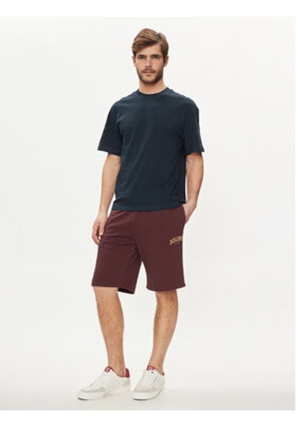 Jack & Jones - Jack&Jones Szorty sportowe Josh 12248833 Bordowy Comfort Fit. Kolor: czerwony. Materiał: bawełna, syntetyk. Styl: sportowy
