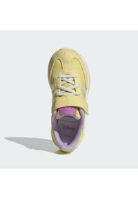 Adidas - Buty adidas Disney Tiana Run 70s 2.0 dla dzieci. Kolor: żółty, biały, wielokolorowy, różowy. Wzór: motyw z bajki. Sport: bieganie