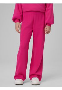 4f - 4F Spodnie dresowe z prostymi nogawkami dziewczęce - różowe 140 (9-10 lat). Okazja: na co dzień, na uczelnię. Kolor: różowy. Materiał: dresówka. Sezon: lato. Styl: casual, klasyczny #2