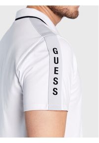 Guess Polo M2YP25 KARS0 Biały Slim Fit. Typ kołnierza: polo. Kolor: biały. Materiał: bawełna #5