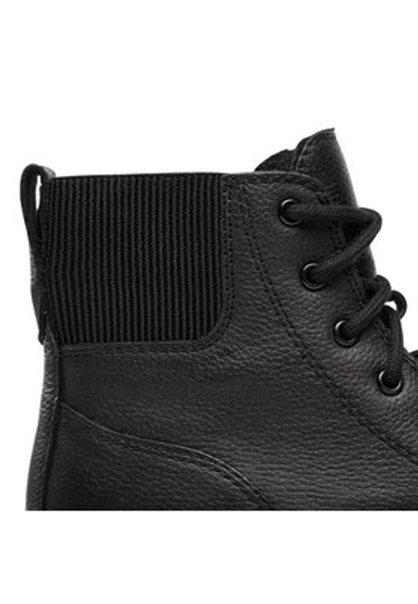 Clarks Trapery Orianna Mid 261679044 Czarny. Kolor: czarny. Materiał: skóra