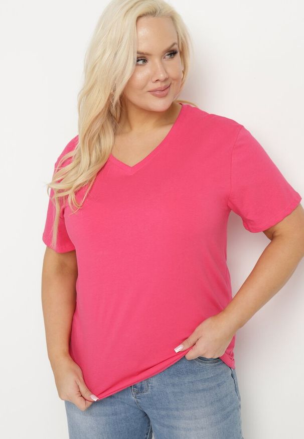 Born2be - Różowy Bawełniany T-shirt z Trójkątnym Dekoltem Nusalia. Okazja: na spacer. Kolor: różowy. Materiał: bawełna. Sezon: lato, wiosna