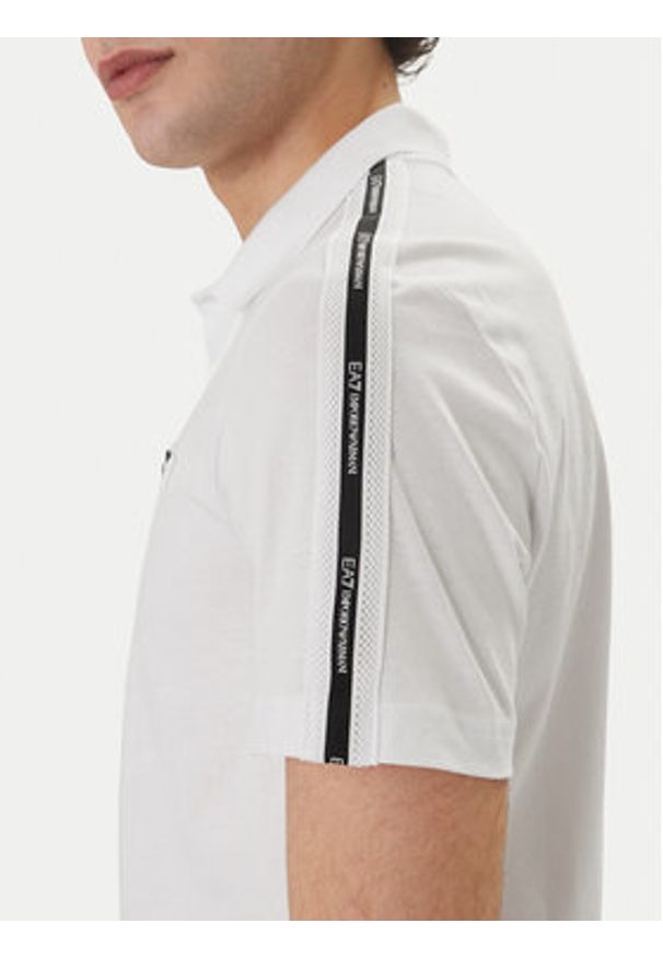 EA7 Emporio Armani Polo 7M001477 AF10375 U0002 Biały Regular Fit. Typ kołnierza: polo. Kolor: biały. Materiał: bawełna