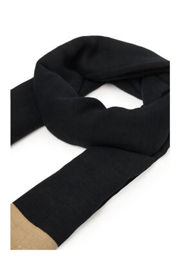 Calvin Klein Szal LV04F9021G Czarny. Kolor: czarny. Materiał: len