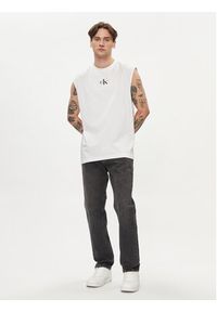 Calvin Klein Jeans Tank top Monologo J30J325211 Biały Regular Fit. Kolor: biały. Materiał: bawełna