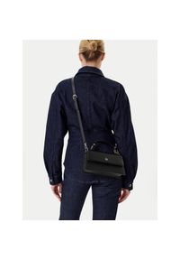 Torebka Aigner. Kolor: czarny #1