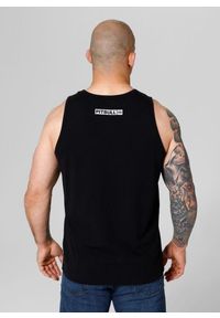 PITBULL - Tank męski Pitbull Top Slim Fit Hilltop. Kolor: czarny, biały, wielokolorowy