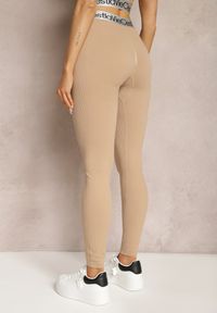 Renee - Beżowe Sportowe Legginsy Elastyczne z Ozdobną Szeroką Gumą w Pasie Larnode. Okazja: na co dzień. Kolor: beżowy. Materiał: guma. Styl: sportowy #5