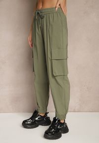 Renee - Ciemnozielone Spodnie Cargo z Bawełną High Waist Kolanielis. Stan: podwyższony. Kolor: zielony. Materiał: bawełna #5