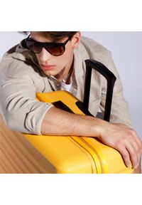 Wittchen - Duża walizka z ABS-u z żebrowaniem żółta. Kolor: żółty. Materiał: guma #4