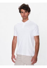 Calvin Klein Polo K10K111201 Biały Regular Fit. Typ kołnierza: polo. Kolor: biały. Materiał: bawełna