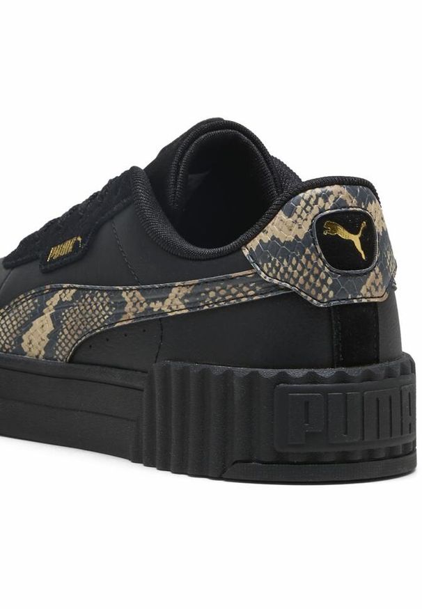 Puma - Damskie sneakersy Carina 3.0 Snake Chic PUMA Black Gold. Kolor: czarny, żółty, wielokolorowy. Wzór: motyw zwierzęcy, nadruk. Sezon: lato
