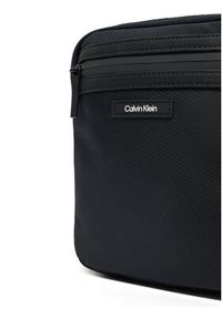 Calvin Klein Saszetka K50K512884 Czarny. Kolor: czarny. Materiał: materiał #5