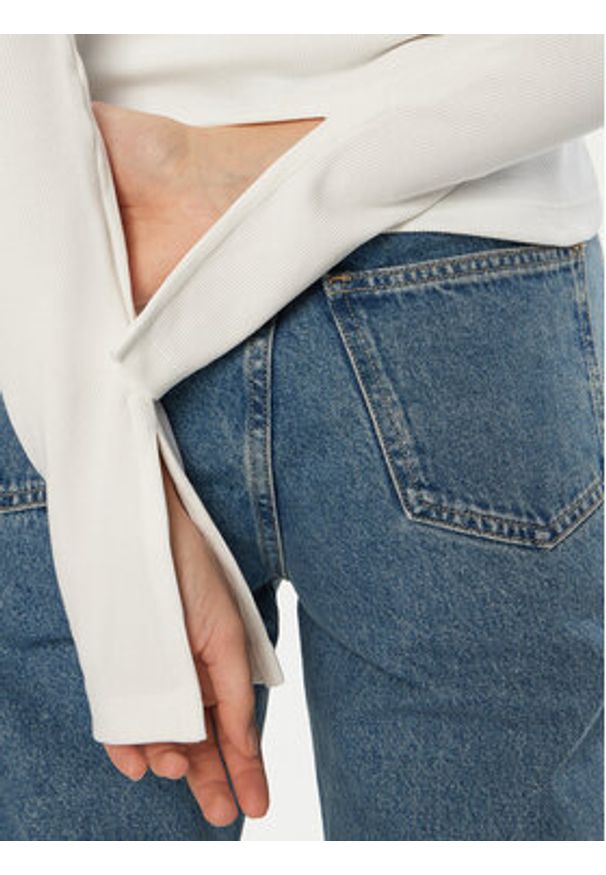 Calvin Klein Jeans Bluzka J20J224760 Biały Slim Fit. Kolor: biały. Materiał: bawełna