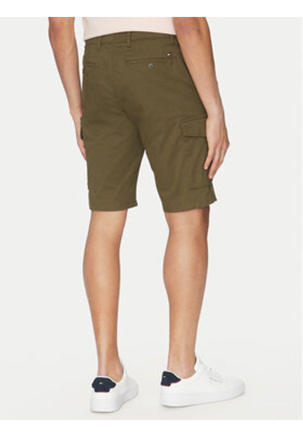 TOMMY HILFIGER - Tommy Hilfiger Szorty materiałowe John MW0MW31244 Khaki Regular Fit. Kolor: brązowy. Materiał: bawełna