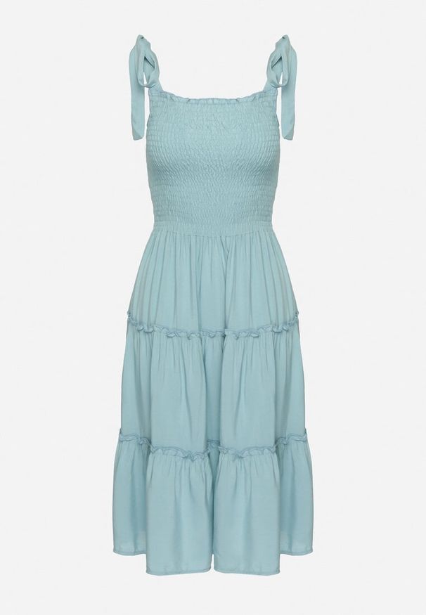 Born2be - Jasnoniebieska Rozkloszowana Sukienka z Wiskozą na Wiązanych Ramiączkach Aralisse. Okazja: na co dzień. Typ kołnierza: dekolt kwadratowy. Kolor: niebieski. Materiał: wiskoza. Długość rękawa: na ramiączkach. Typ sukienki: rozkloszowane. Styl: casual, klasyczny