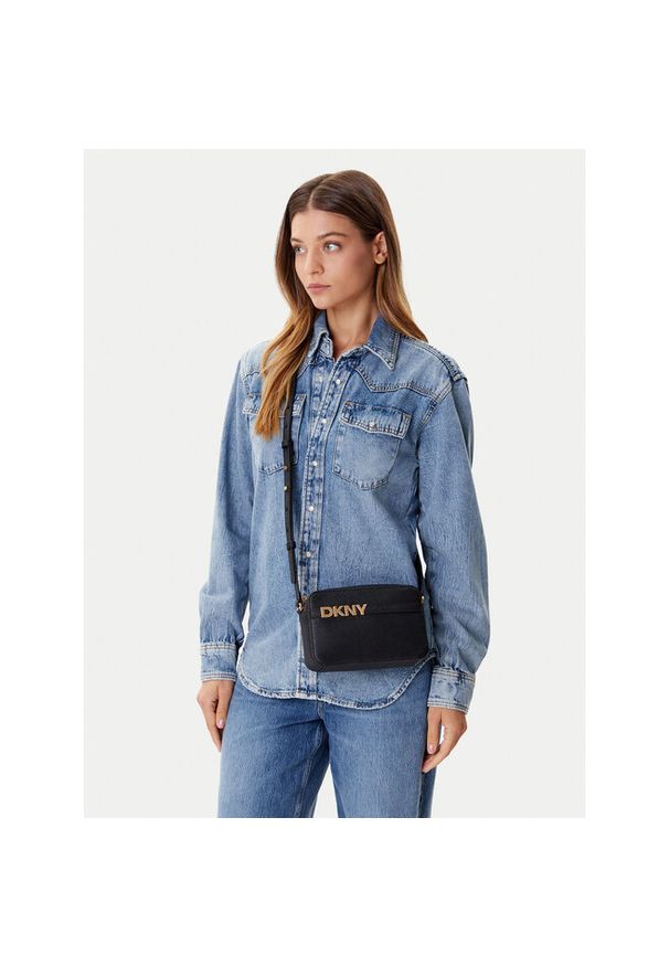 Torebka DKNY. Kolor: czarny