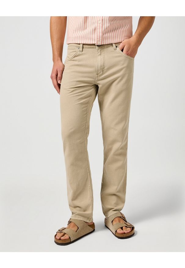 Wrangler - MESKIE SPODNIE WRANGLER GREENSBORO TIMBERWOLF 112362556