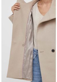 TOMMY HILFIGER - Tommy Hilfiger płaszcz wełniany kolor beżowy przejściowa. Okazja: na co dzień. Kolor: beżowy. Materiał: wełna. Styl: casual, klasyczny #3
