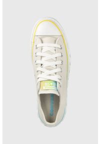 Converse tenisówki Chuck Taylor All Star Lift 2X Ox damskie kolor beżowy. Nosek buta: okrągły. Zapięcie: sznurówki. Kolor: beżowy. Materiał: guma. Szerokość cholewki: normalna. Obcas: na platformie