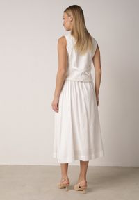 Born2be - Biały Bawełniany Komplet Rozkloszowana Spódnica i Kamizelka Moveina. Kolor: biały. Materiał: bawełna. Wzór: ażurowy #3