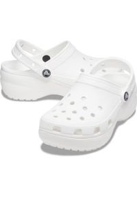 Chodaki damskie Crocs Classic Platform Clog. Kolor: biały. Obcas: na platformie. Styl: klasyczny