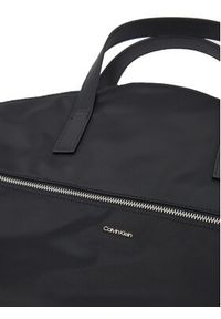 Calvin Klein Pokrowiec Bussiness Tech K50K513045 Czarny. Kolor: czarny. Materiał: materiał, poliester #4