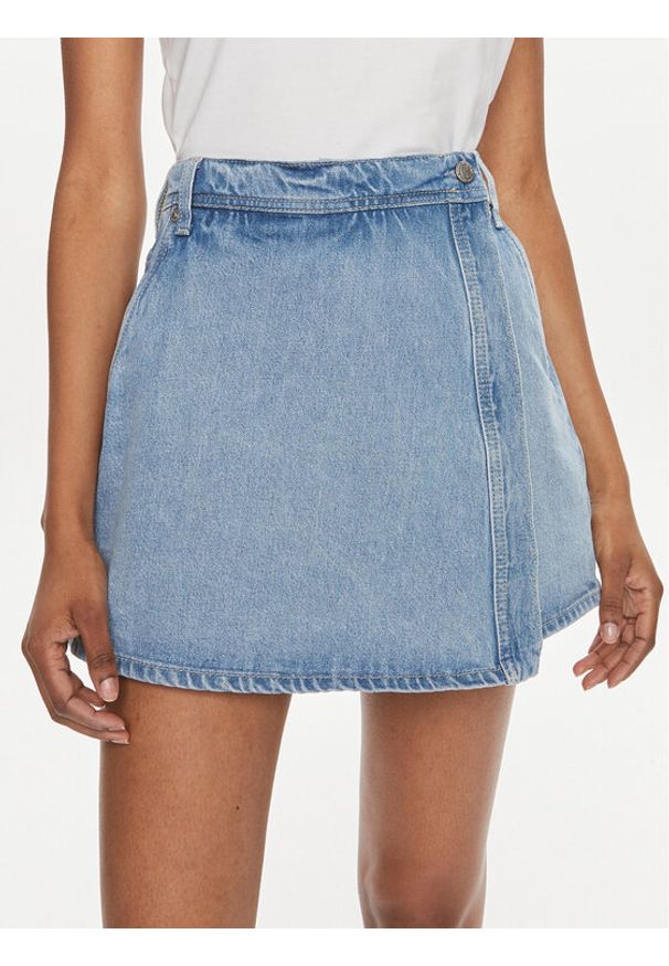 Pepe Jeans Szorty jeansowe Regular Skort Hw Dnm PL801123 Niebieski Regular Fit. Kolor: niebieski. Materiał: bawełna