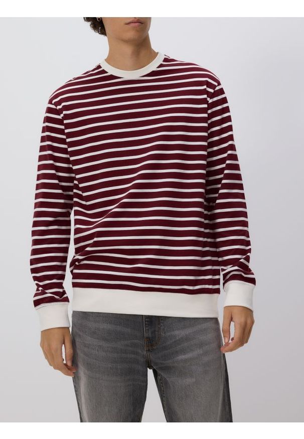 Reserved - Bawełniany longsleeve w paski - brązowy. Kolor: brązowy. Materiał: bawełna. Długość rękawa: długi rękaw. Wzór: paski