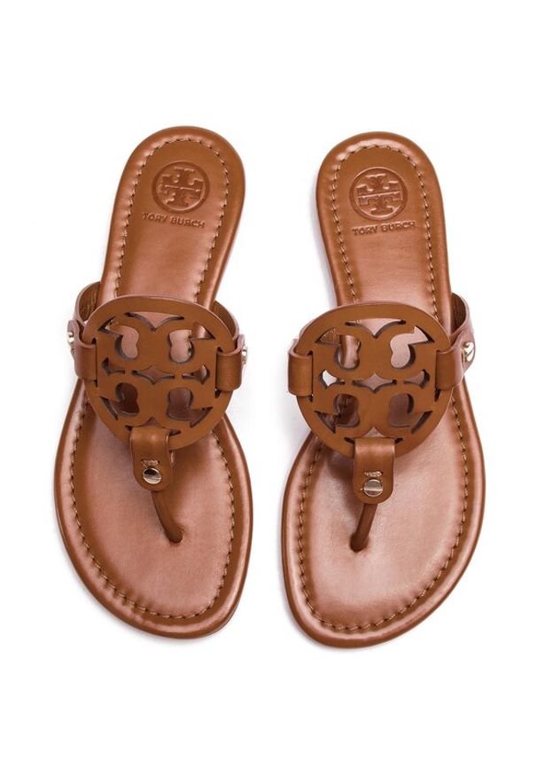 Tory Burch Japonki Miller 50008694 Brązowy. Kolor: brązowy. Materiał: skóra