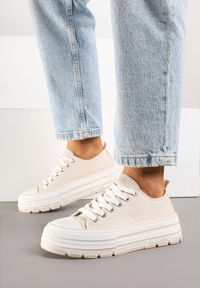 Born2be - Beżowe Trampki na Grubej Podeszwie pod Kostkę Adsoria. Okazja: na co dzień. Zapięcie: sznurówki. Kolor: beżowy. Materiał: jeans. Styl: klasyczny, casual #6