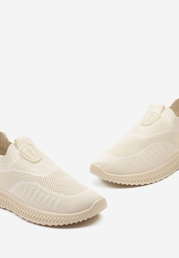 Renee - Beżowe Buty Sportowe ze Skarpetkową Cholewką Pinke. Kolor: beżowy. Materiał: dresówka, jeans. Szerokość cholewki: normalna