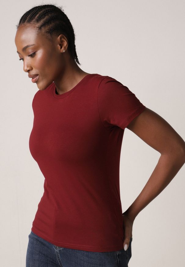 Born2be - Bordowy Bawełniany T-shirt w Klasycznym Stylu Nedila. Kolor: czerwony. Materiał: bawełna. Długość: długie. Styl: klasyczny