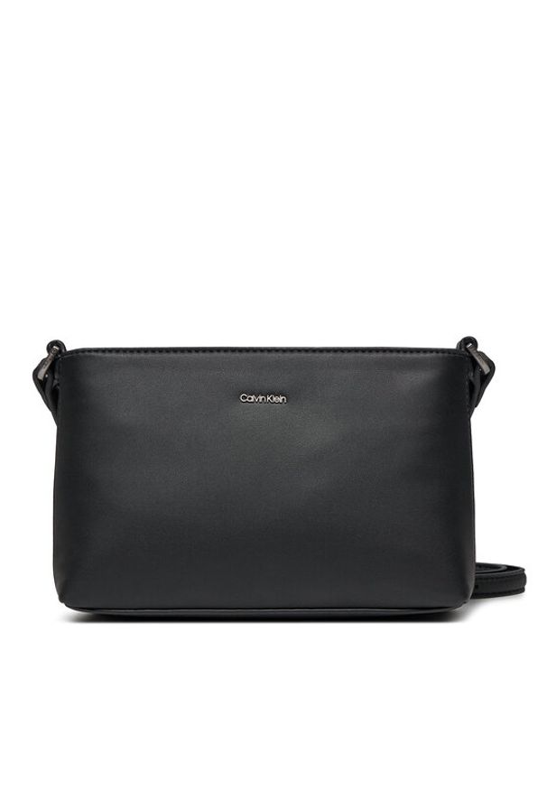 Calvin Klein Torebka Ck Must Xbody Md K60K610927 Czarny. Kolor: czarny. Materiał: skórzane