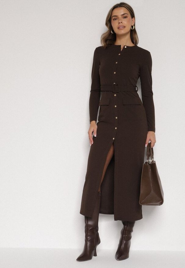 Born2be - Brązowa Sukienka Koszulowa z Wiskozą Guzikami i Paskiem Vetienne. Okazja: na co dzień. Kolor: brązowy. Materiał: wiskoza. Typ sukienki: koszulowe. Styl: casual