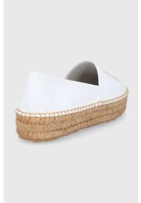 Love Moschino Espadryle skórzane kolor biały na platformie. Nosek buta: okrągły. Kolor: biały. Materiał: skóra. Obcas: na platformie #4