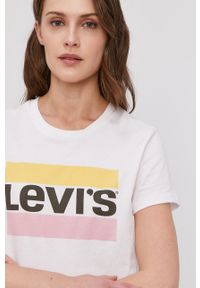 Levi's® - Levi's T-shirt kolor biały. Okazja: na spotkanie biznesowe, na co dzień. Kolor: biały. Materiał: bawełna. Wzór: nadruk. Styl: biznesowy, casual #5