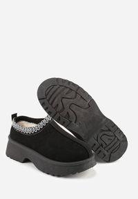 Born2be - Czarne Niskie Śniegowce na Grubej Podeszwie Zdobione Haftem Levitte. Okazja: na co dzień, na spacer. Kolor: czarny. Wzór: haft, aplikacja. Styl: sportowy, casual #4