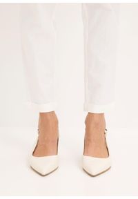 bonprix - Spodnie lniane. Kolor: biały. Materiał: len. Sezon: lato #3