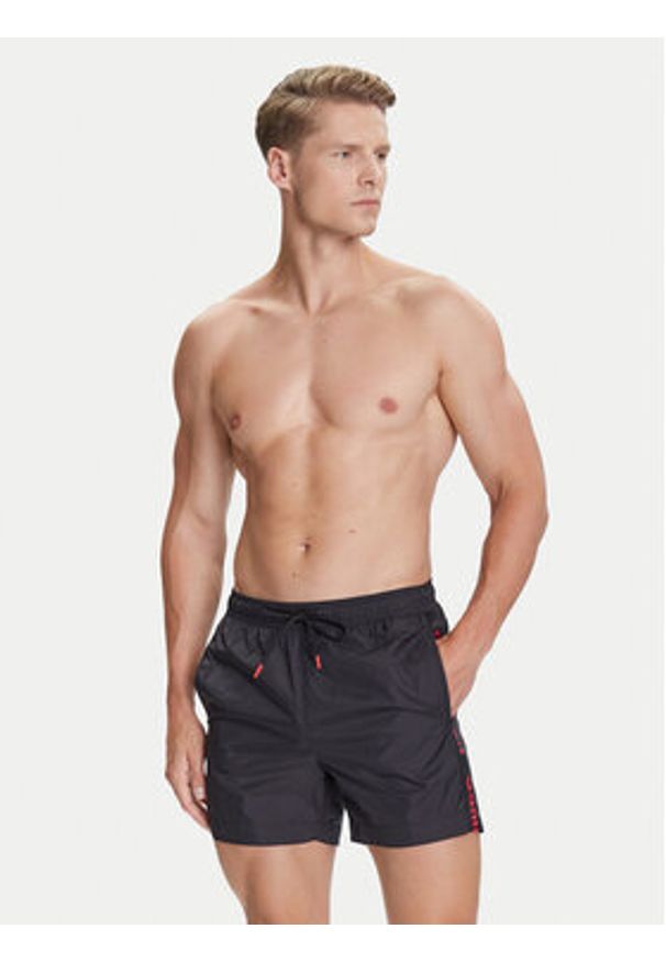 Hugo - HUGO Szorty kąpielowe Fab 50500973 Czarny Regular Fit. Kolor: czarny. Materiał: syntetyk