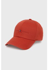 TOMMY HILFIGER - Tommy Hilfiger czapka bawełniana kolor czerwony gładka. Kolor: czerwony. Materiał: bawełna. Wzór: gładki