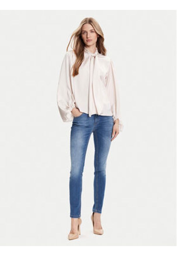 Rinascimento Bluzka CFC0126202003 Biały Loose Fit. Kolor: biały. Materiał: syntetyk