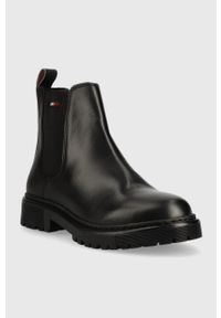Tommy Jeans sztyblety skórzane Tommy Jeans Flat Chelsea damskie kolor czarny na płaskim obcasie. Nosek buta: okrągły. Kolor: czarny. Materiał: skóra. Obcas: na obcasie. Wysokość obcasa: niski #3
