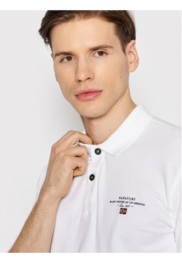Napapijri Polo Elbas NP0A4GDL Biały Regular Fit. Typ kołnierza: polo. Kolor: biały. Materiał: bawełna