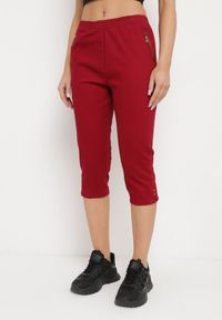 Born2be - Bordowe Spodnie z Krótszymi Nogawkami 3/4 i Zasuwanymi Kieszonkami Ulmea. Kolor: czerwony. Materiał: materiał. Długość: krótkie #1